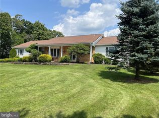 1624 Kickapoo Ter, Effort, PA 18330