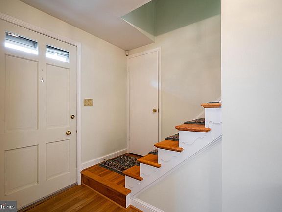 3rd image of 8712 Boland Pl
