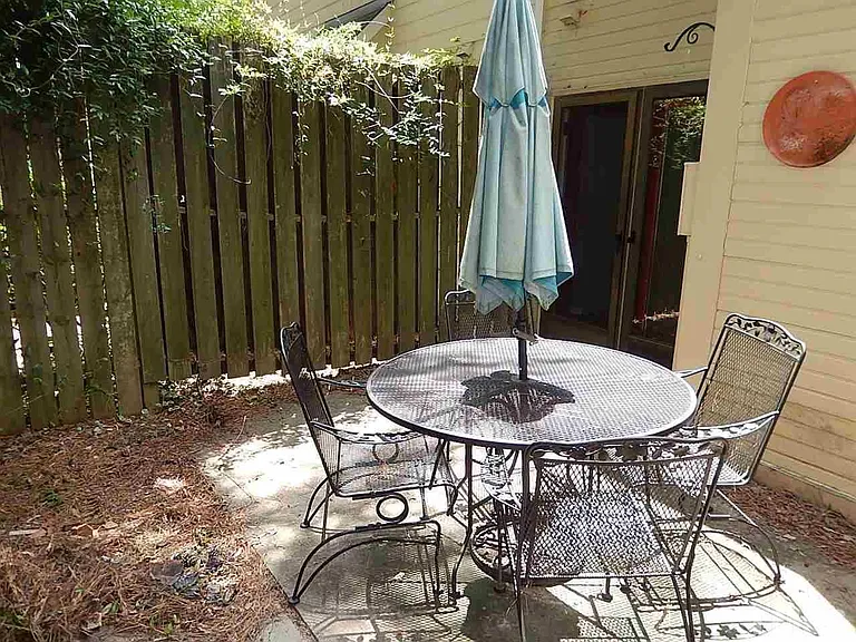 1302 Dylan Heath Ct — Photo 17