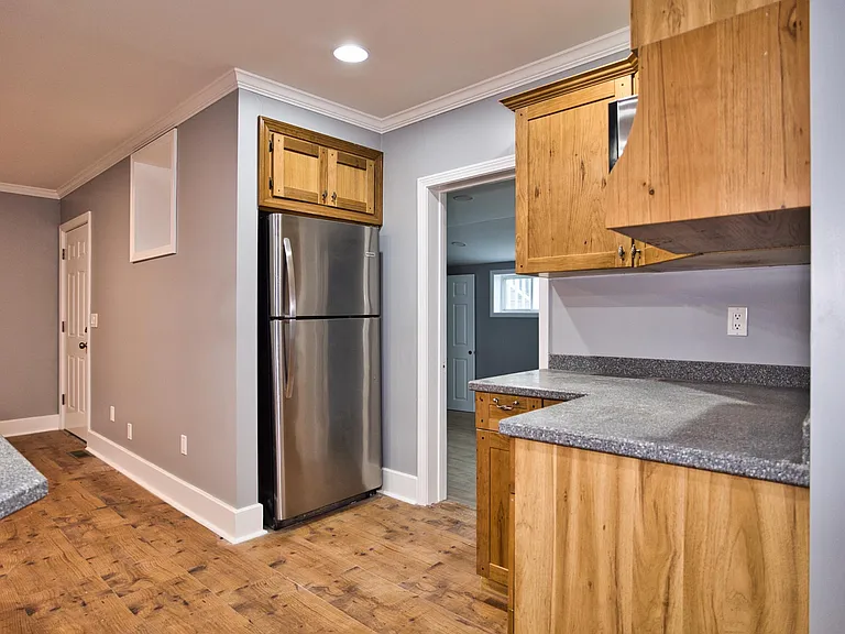 2753 Pleasant St #1 — Photo 6