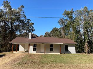 1363 Red Roberts Rd, Fulton, MS 38843