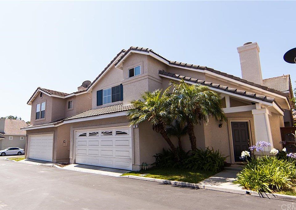 1st image of 6 Sherrelwood Ct