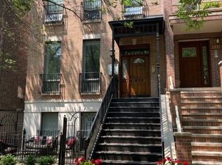 836 S Bishop St APT 1, Chicago, IL 60607