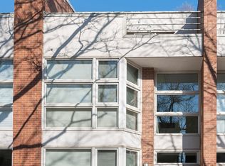 1965 N Maud Ave, Chicago, IL 60614