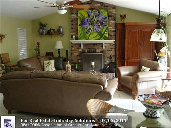 INVITE FRIENDS AND FAMILY