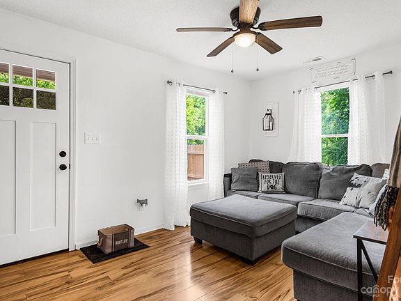 4th image of 1504 Wakefield Dr NW