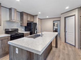 1413 Dawn Dr N, Azle, TX 76020