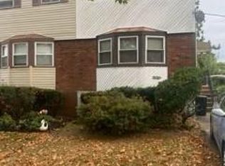 24524 148th Rd, Rosedale, NY 11422