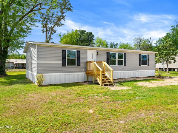 1532 Nassau St, Southport, FL 32409