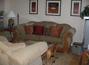 2nd image of 9530 Schenck St #3