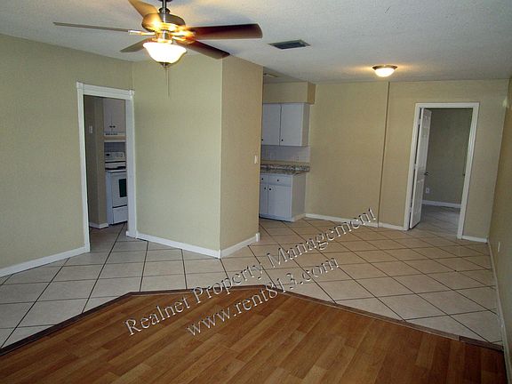 3rd image of 4014 E Bluff Ave