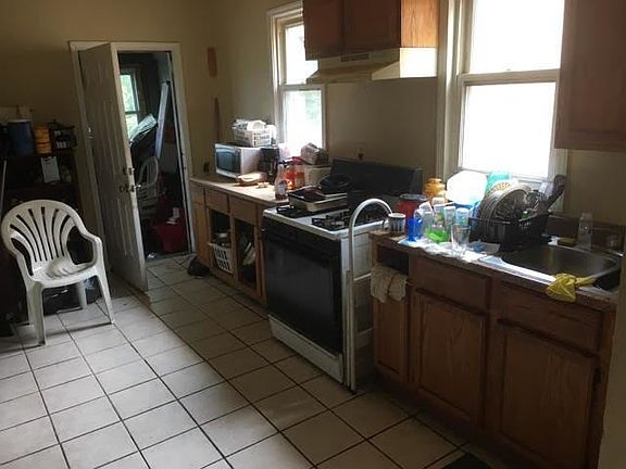 4th image of 5931 S Bishop St