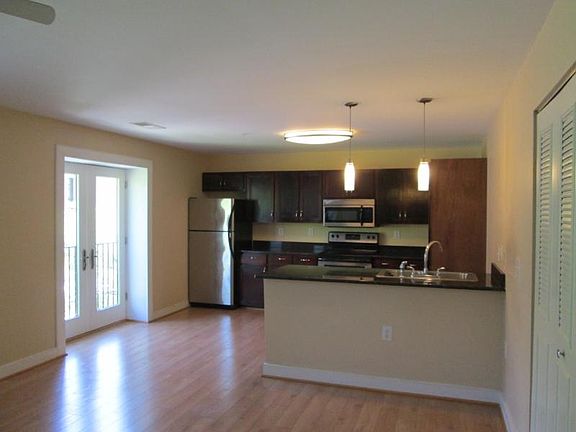 2nd image of 470 Middle St Unit 222