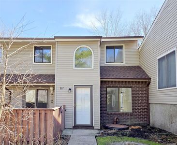 807 Woodland #807, Coram, NY, 11727