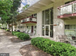 4357 Americana Dr APT 103, Annandale, VA 22003