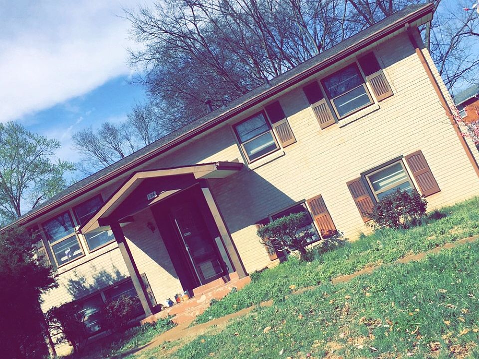 2nd image of 126 Luna Dr