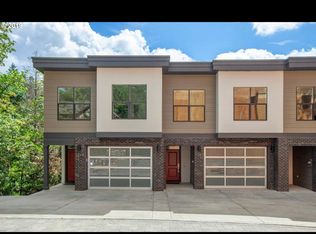 5769 SW Clay Ct, Portland, OR 97221