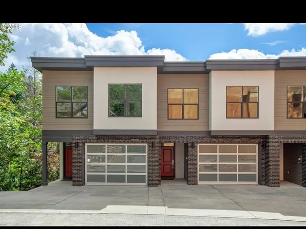 5769 SW Clay Ct, Portland, OR 97221
