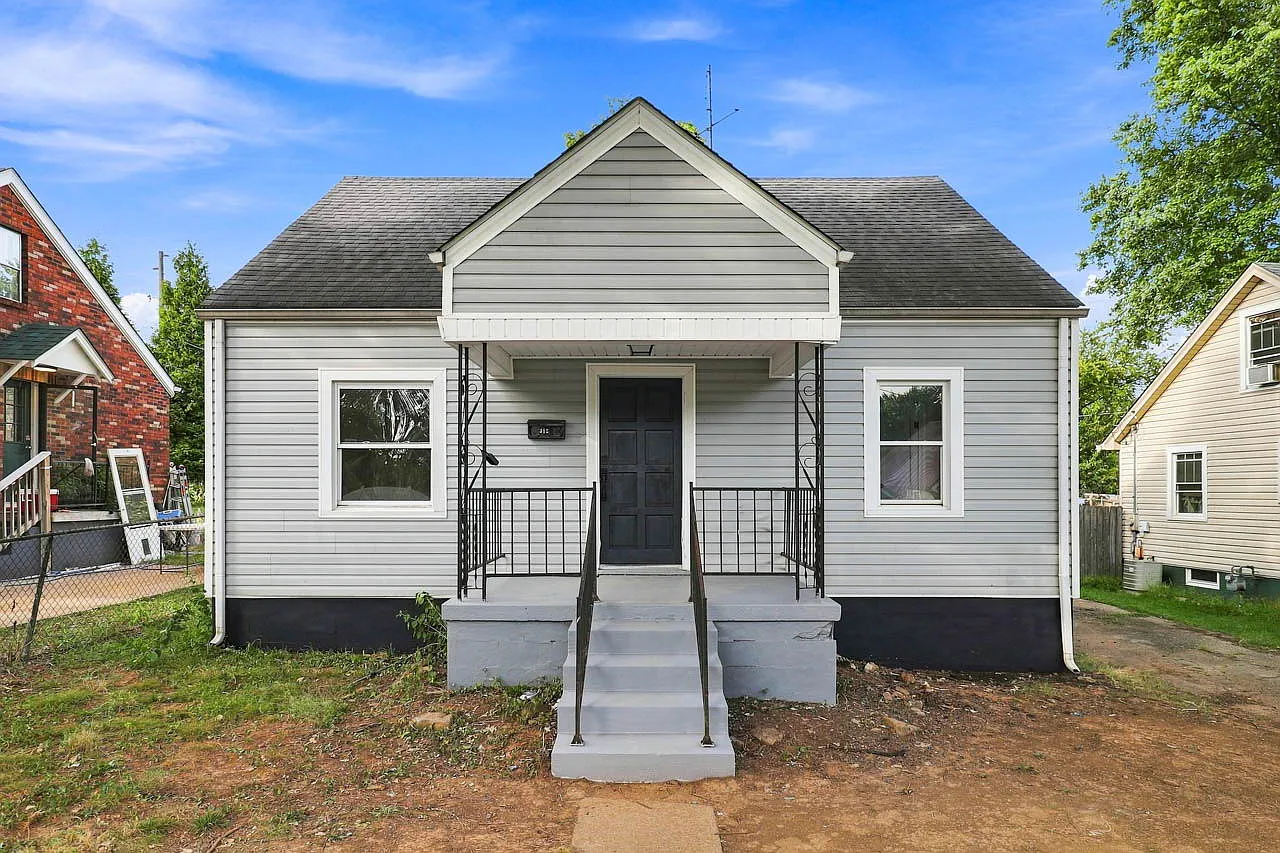 3 bed, 1079 sqft, $1,600 — Photo 1