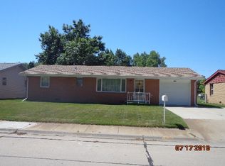 2616 Birchwood Rd, North Platte, NE 69101