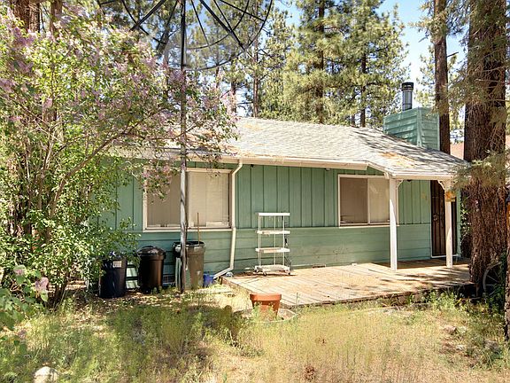 2nd image of 317 E Mojave Blvd