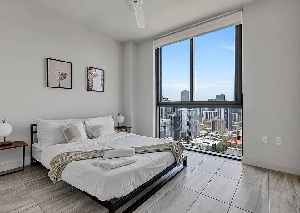 1st image of 50 NE 8th St #1603