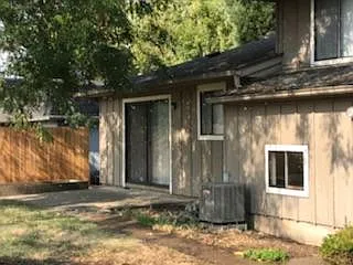 2788 Cheryl St — Photo 24