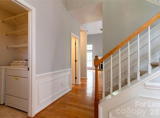 6138 Garamond Ct, Charlotte, NC 28270