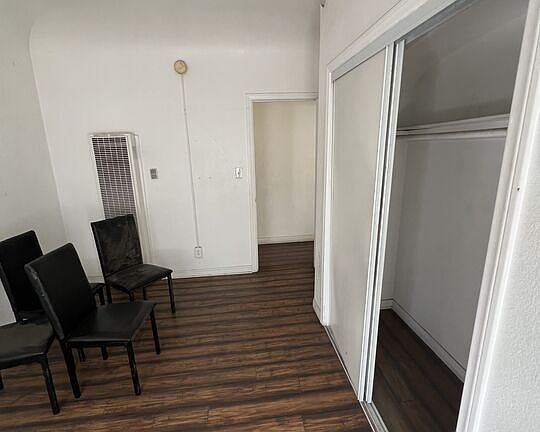 3rd image of 1340 S Mansfield Ave