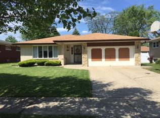 8242 Jefferson Ave, Munster, IN 46321