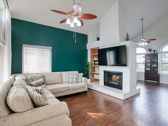4th image of 1137 E LIBERTY SHORES Drive
