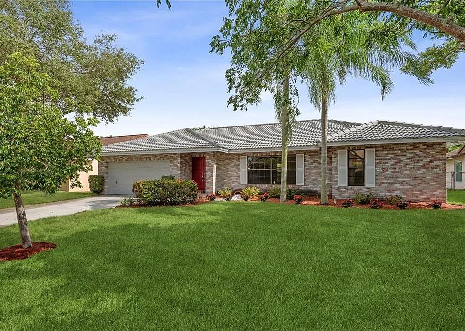 4536 NW 51st St