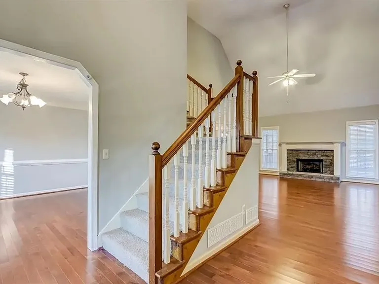 74 Flanders Ct — Photo 19