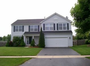 637 Turnburry Ln, Antioch, IL 60002