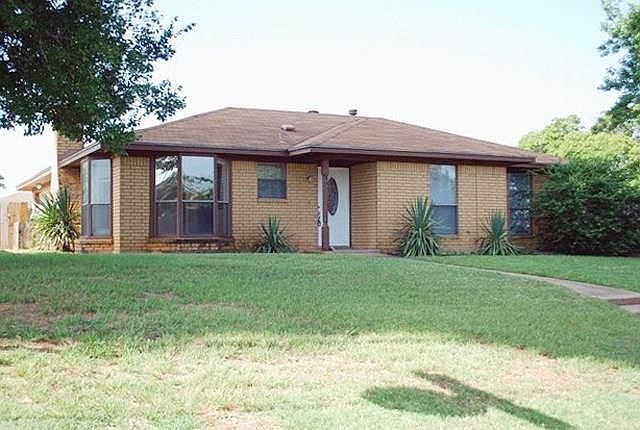 1st image of 2101 Sierra Dr