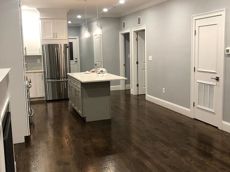311 Gallivan Blvd #2 — Photo 7