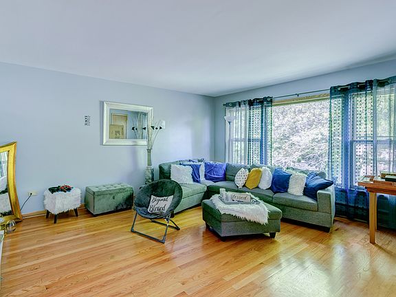5th image of 2440 N 77th Ave
