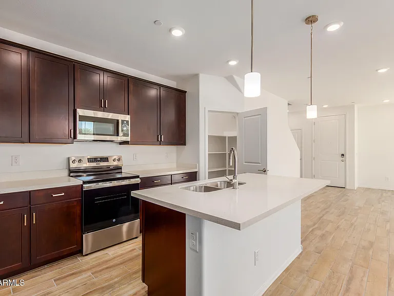 1871 E Hampton Ln #101 — Photo 14