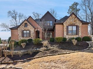 4780 Valley View Ct, Dunwoody, GA 30338