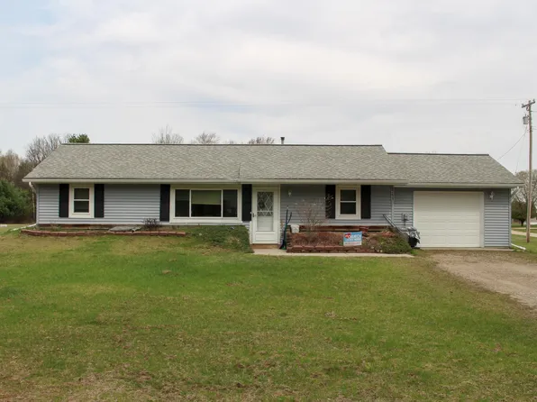9711 E River Rd, Mount Pleasant, MI 48858