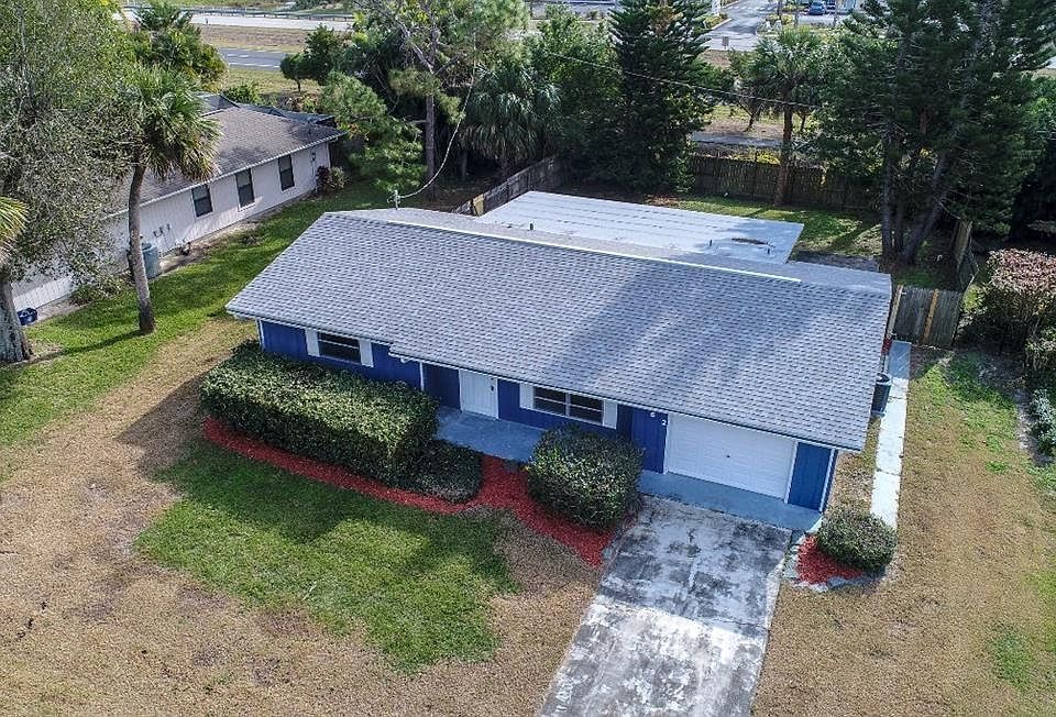 2nd image of 462 Layport Dr