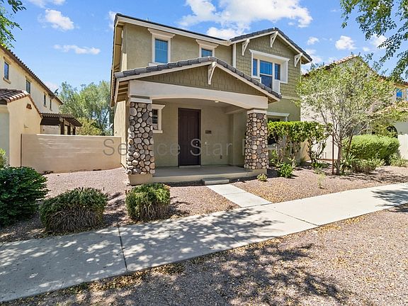 3rd image of 2308 N Valley View Dr