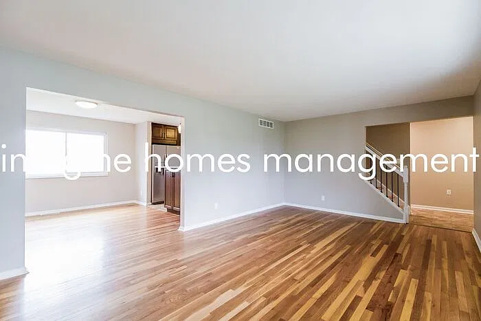 4 bed, 2.5 bath, 1964 sqft, $2,750 — Photo 4