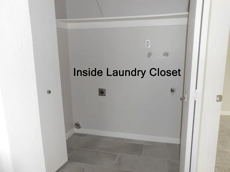 629 Ecker Ct — Photo 10