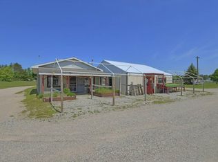 7846 Us Highway 31, Grawn, MI 49637