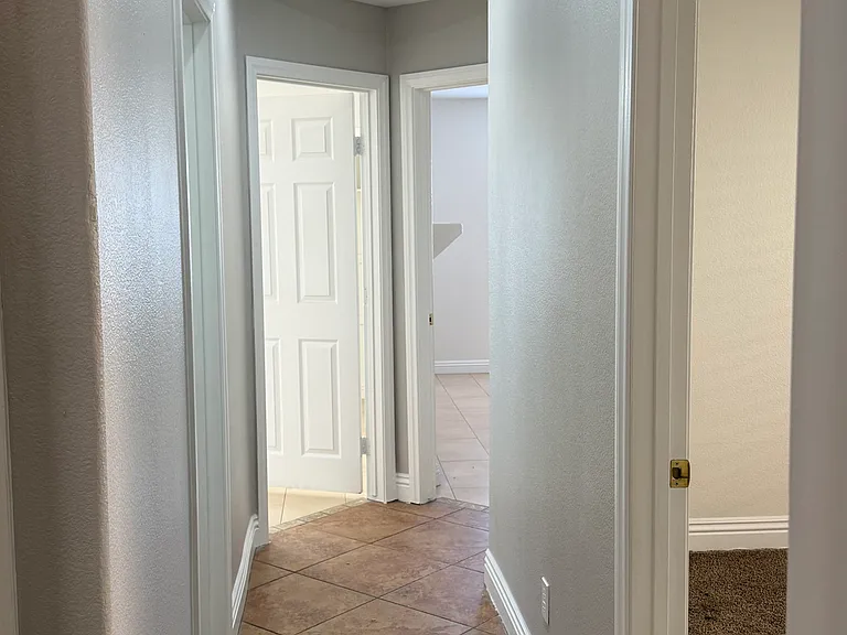 4820 Patterson Ave — Photo 18
