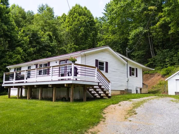 11968 Troutdale Hwy, Troutdale, VA 24378