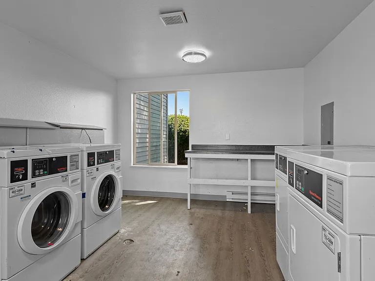 Parc 48 Apartments — Photo 17