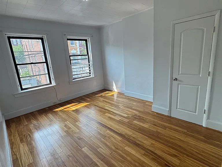 117 Martin St #3 — Photo 5
