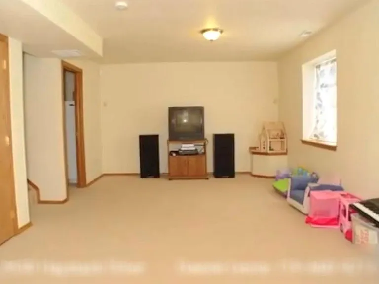 2930 Haystack Dr — Photo 15